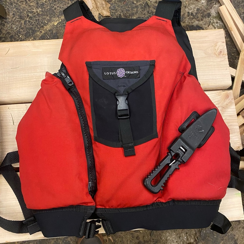 Patagonia Lotus Design PFD women’s small/medium